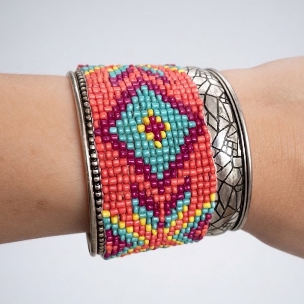 Beaded Geometric Cuff Bracelet Southwestern Style Multi Color Silver Tone